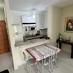 Apartamento 300m da Praia Grande - Ubatuba